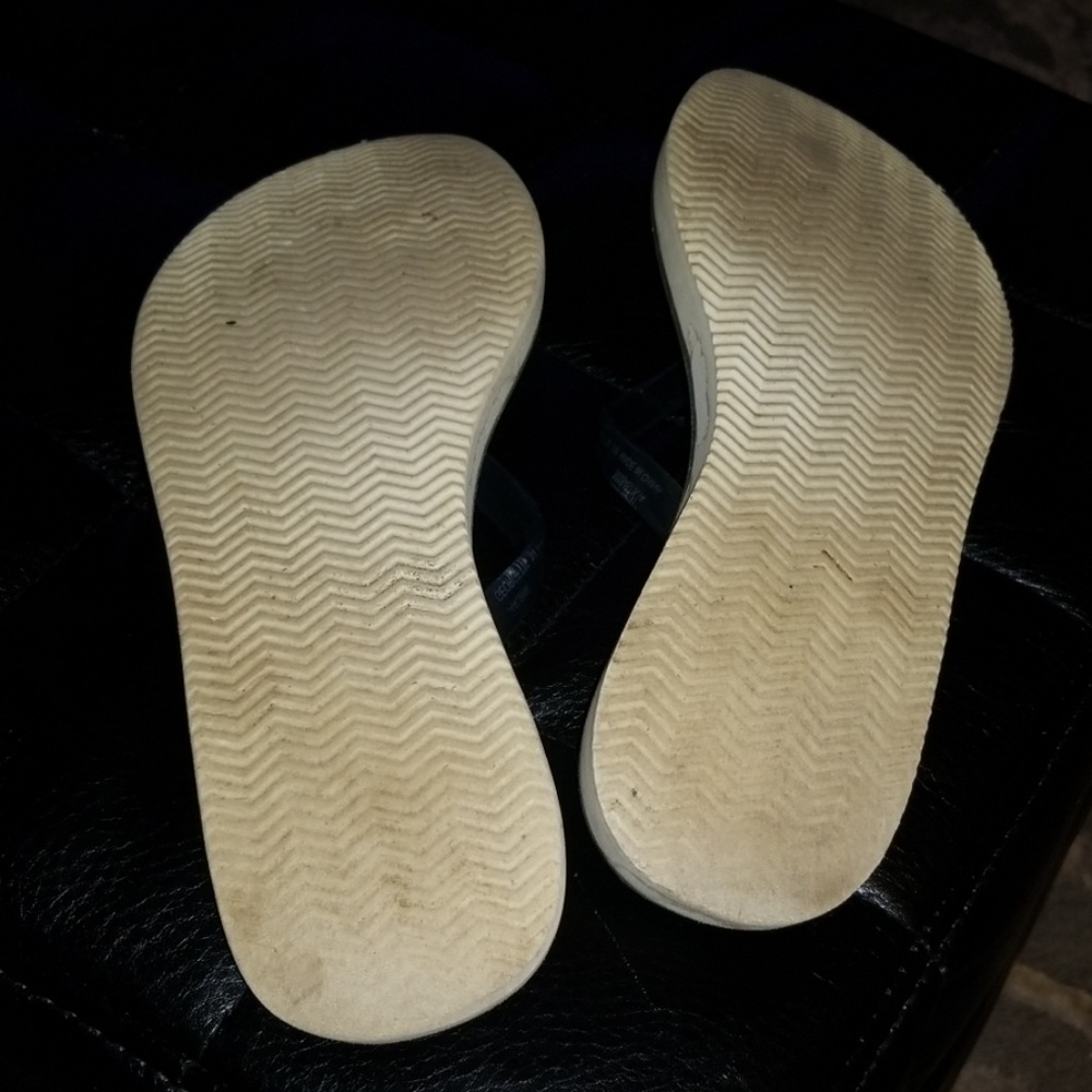 Flip flops - Picture 2 of 4